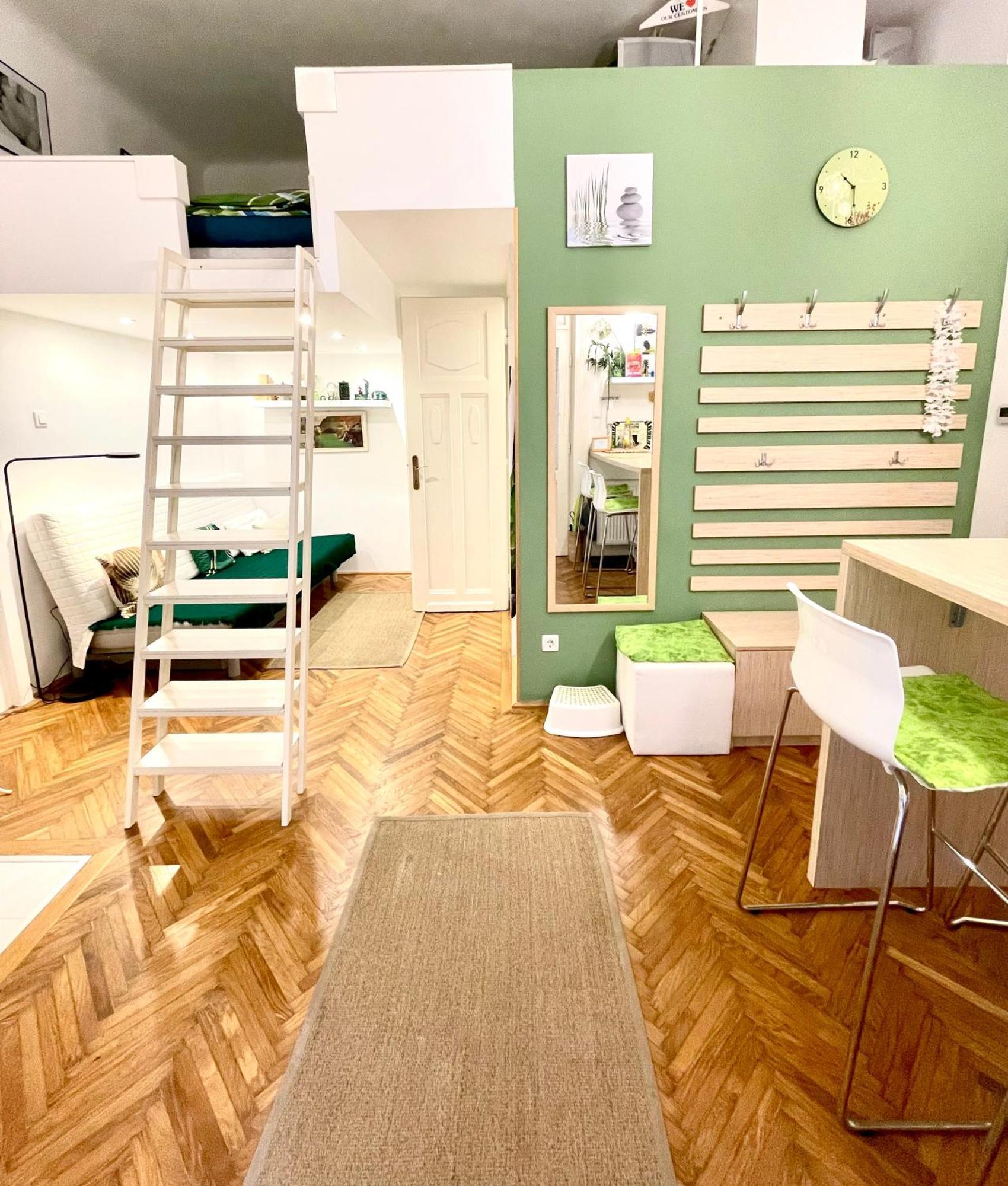 Green Pearl Apartment At St Stephen' S Basilica Budapest Exteriör bild