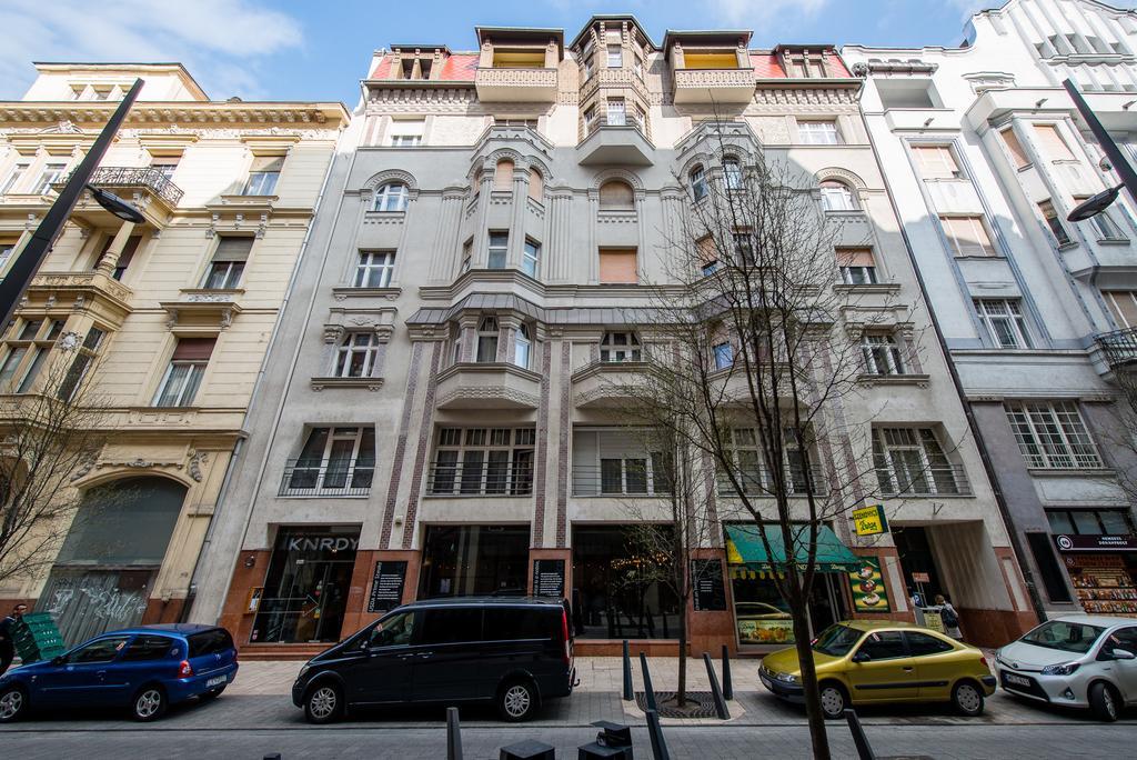 Green Pearl Apartment At St Stephen' S Basilica Budapest Exteriör bild